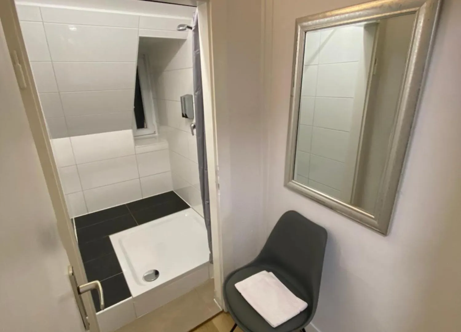 Swan Rooms Núremberg 0*,