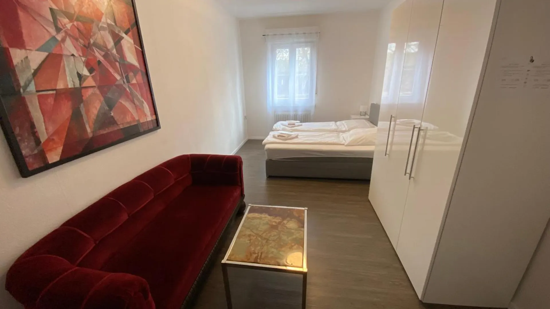 Swan Rooms Nürnberg 0*,